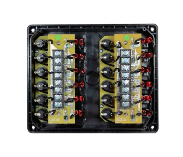 Vetus Panel con Interruptores Tipo P12, 12 fusibles